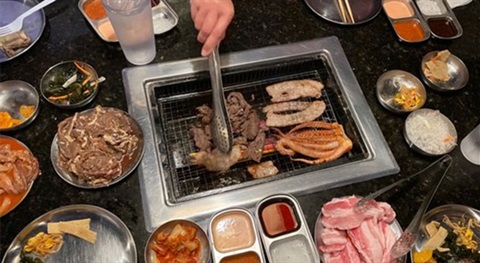 Lunch at Chow One BBQ Pembroke Pines Image 2025