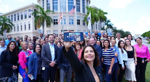City of Doral Celebrates City Hall Selfie Day